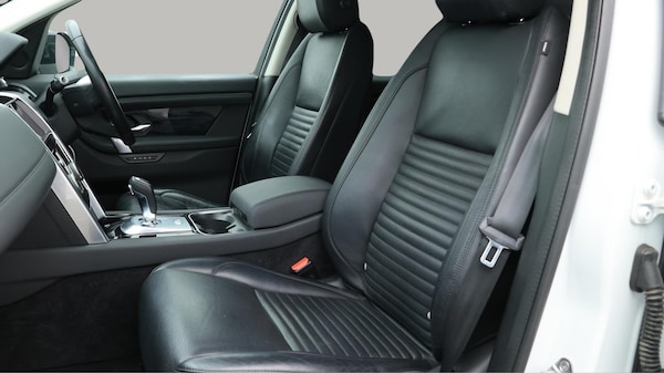 Used Land Rover Discovery Sport 2019 for sale - 76179734: Photo 21