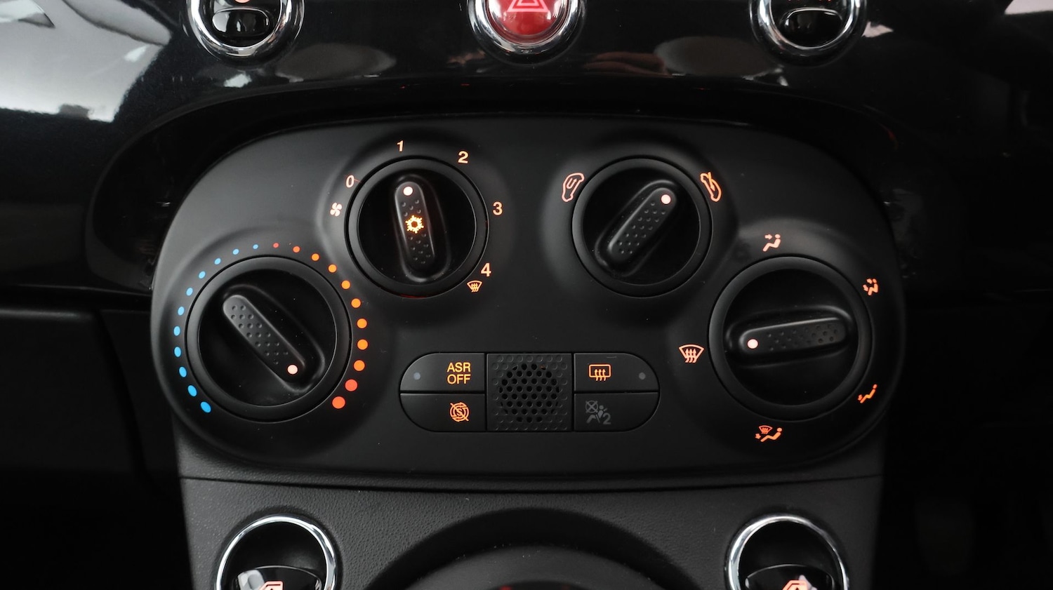 Used Fiat 500 2023 for sale - 77848518: Photo 11