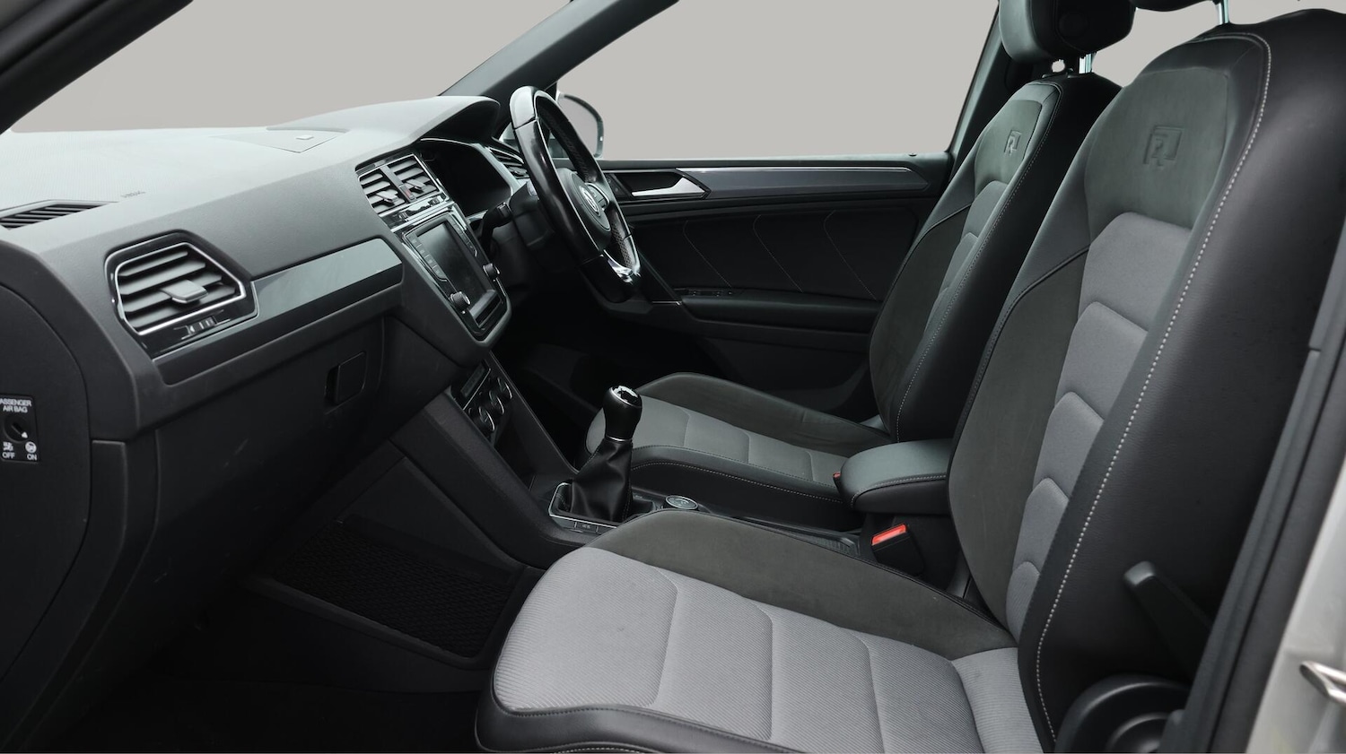 Used Volkswagen Tiguan 2017 for sale - 76012704: Photo 15