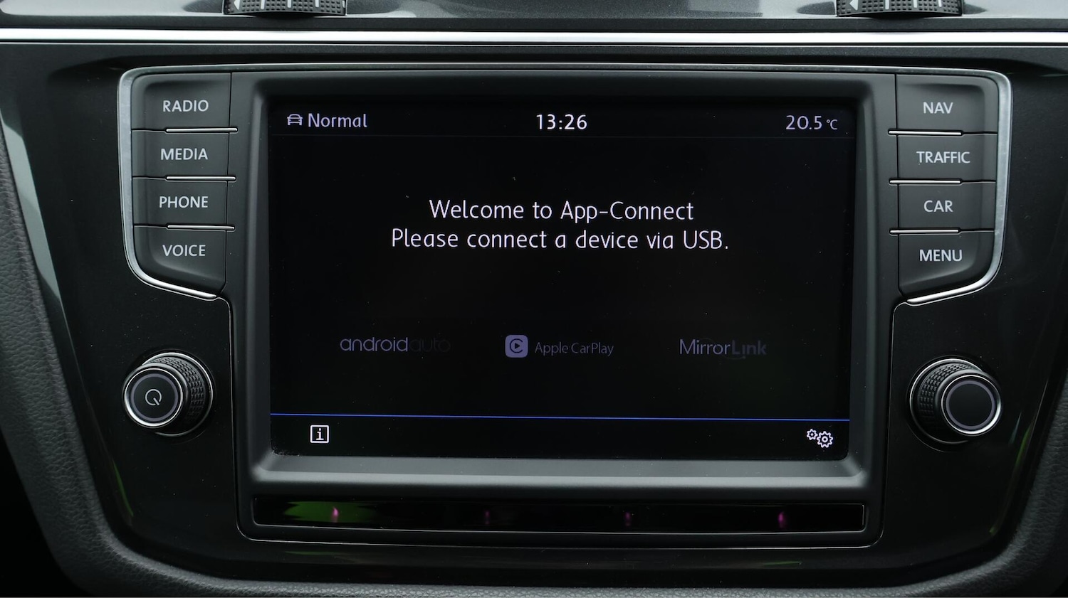 Used Volkswagen Tiguan 2017 for sale - 76012704: Photo 28