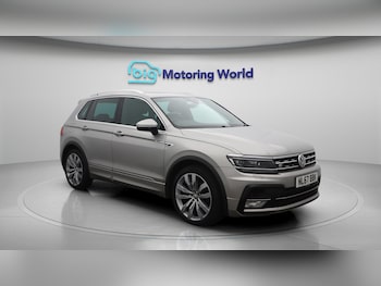 Used Volkswagen Tiguan 2017 for sale - 76012704: Photo 2