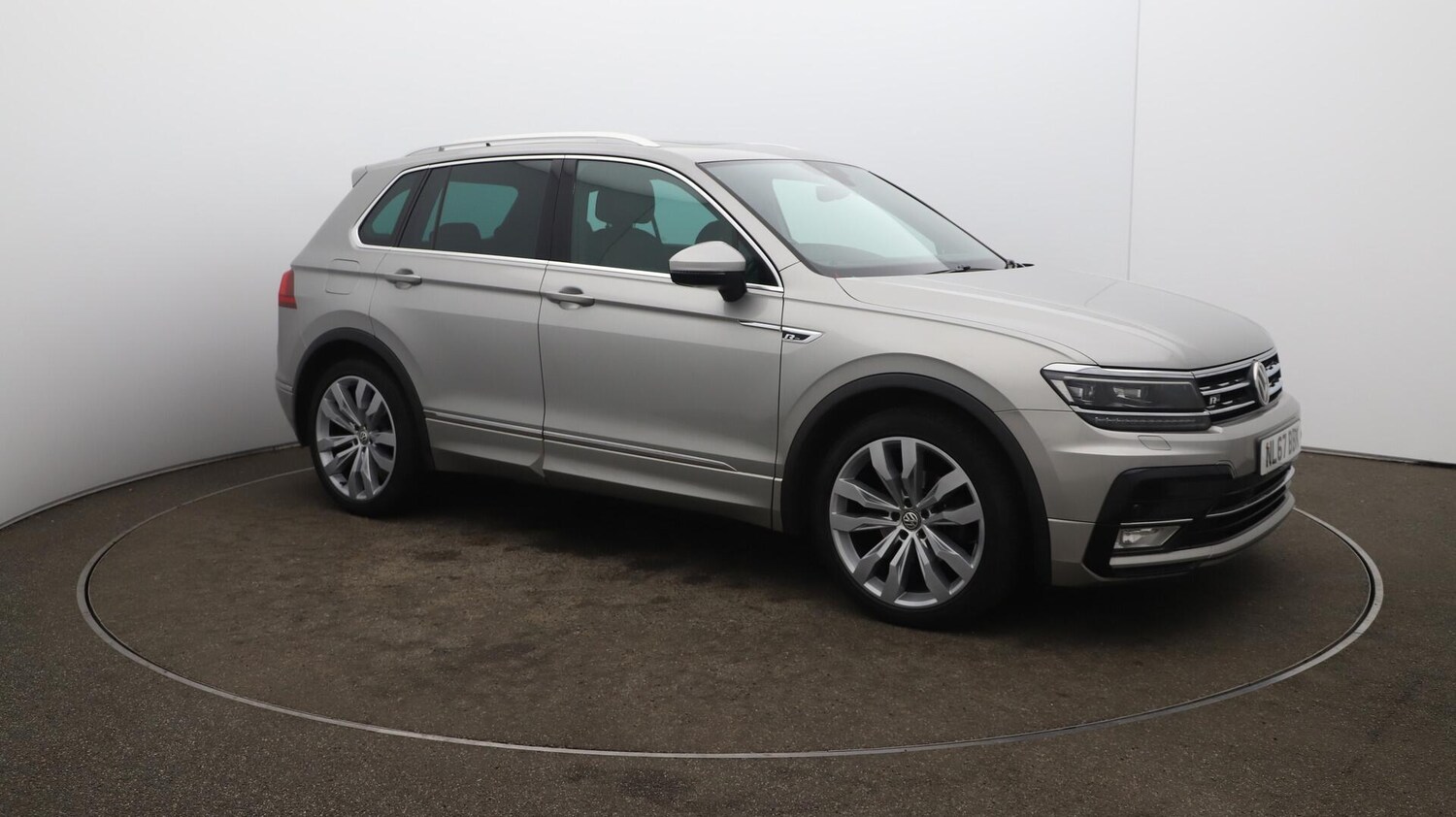 Used Volkswagen Tiguan 2017 for sale - 76012704: Photo 48