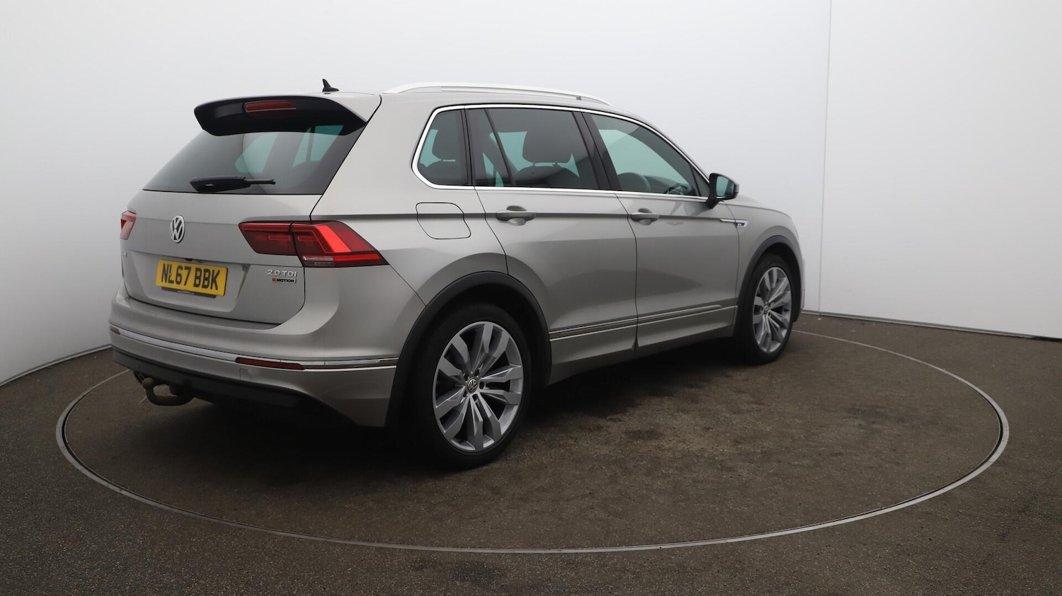 Used Volkswagen Tiguan 2017 for sale - 76012704: Photo 57