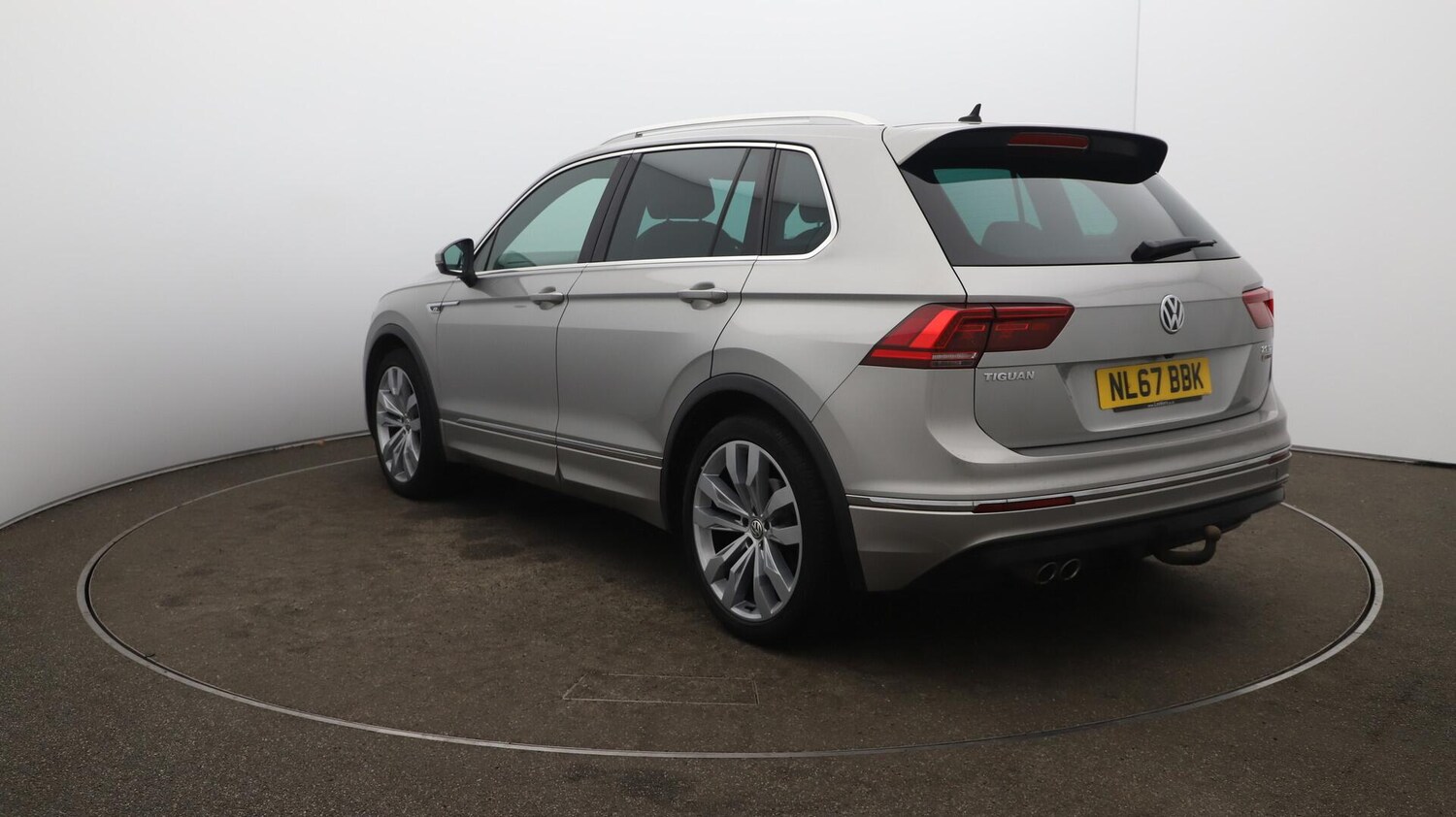 Used Volkswagen Tiguan 2017 for sale - 76012704: Photo 65
