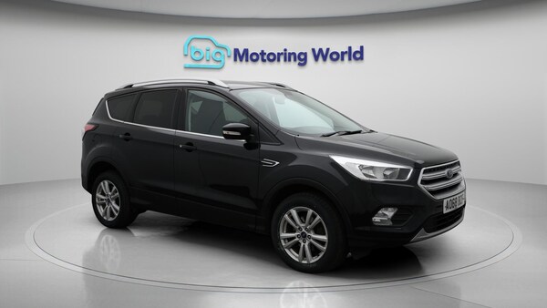 Used Ford Kuga 2018 for sale - 76201297: Photo 2