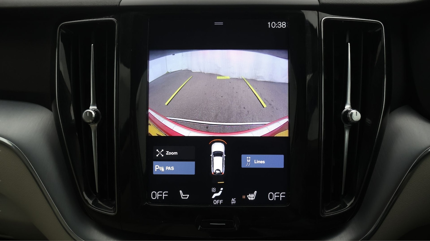 Used Volvo XC60 2019 for sale - 77819490: Photo 25