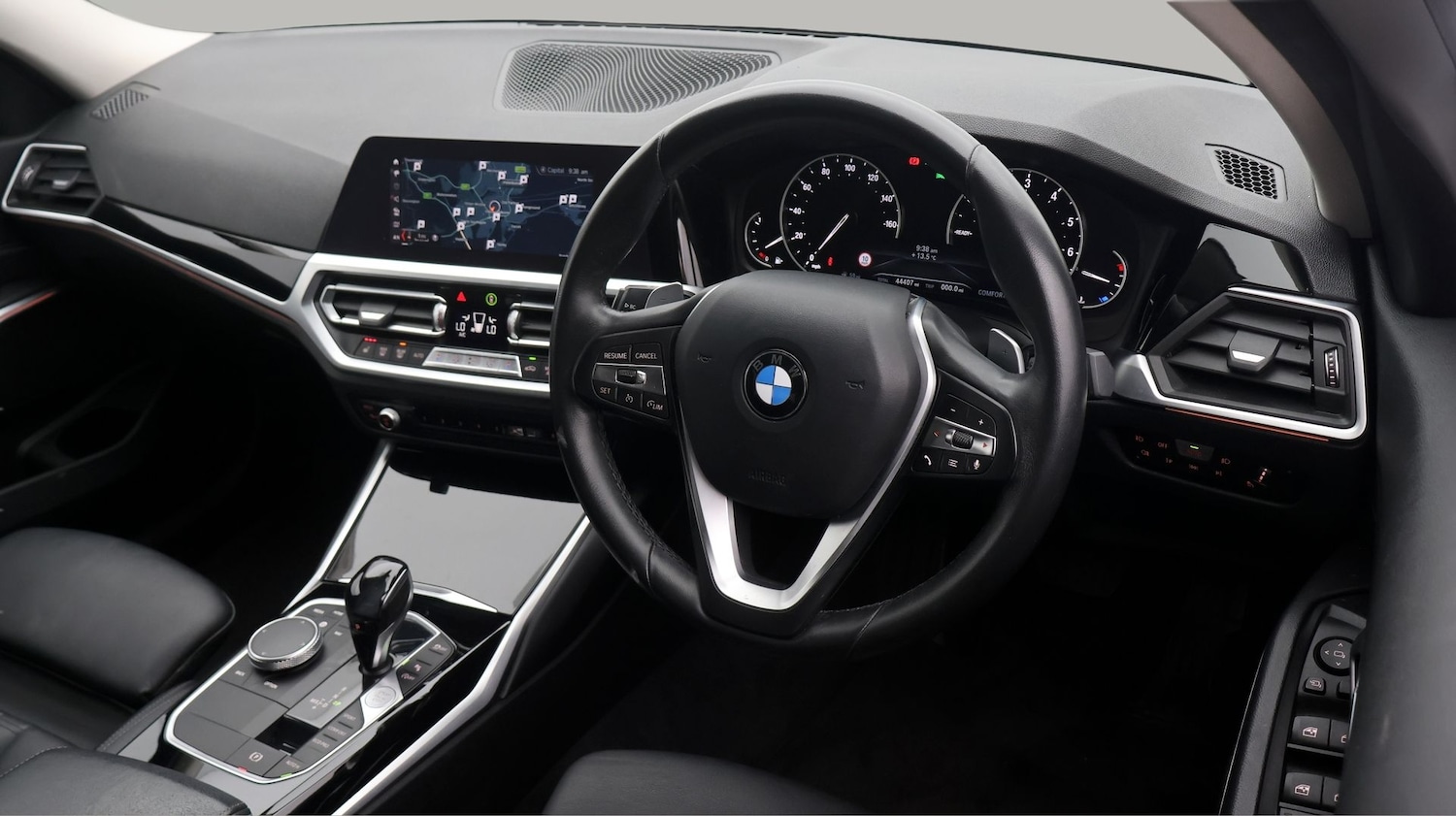 Used BMW 3 Series 2020 for sale - 77304002: Photo 9