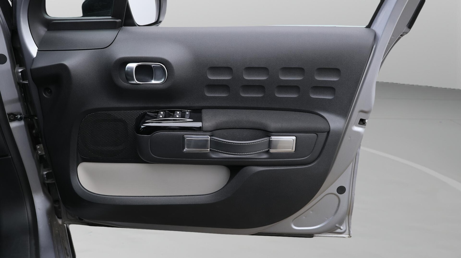 Used Citroen C3 2023 for sale - 76424379: Photo 16