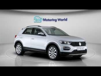 Used Volkswagen T-Roc 2019 for sale - 74969507: Photo
