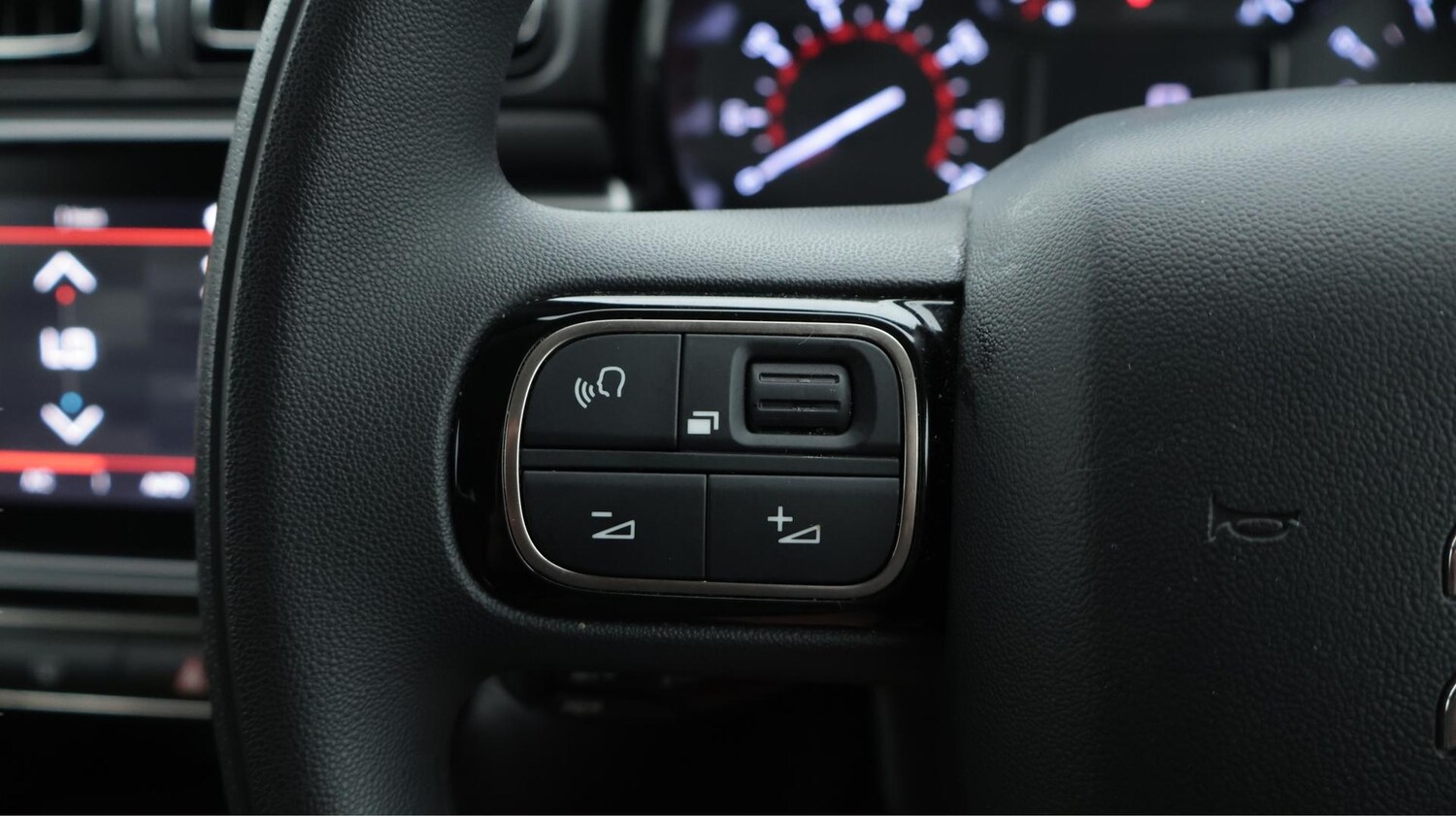 Used Citroen C3 2023 for sale - 76620312: Photo 24