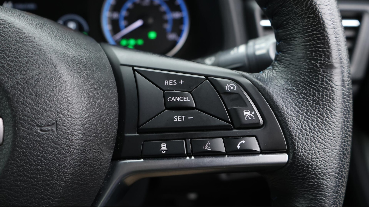 Used Nissan Leaf 2022 for sale - 76361461: Photo 24