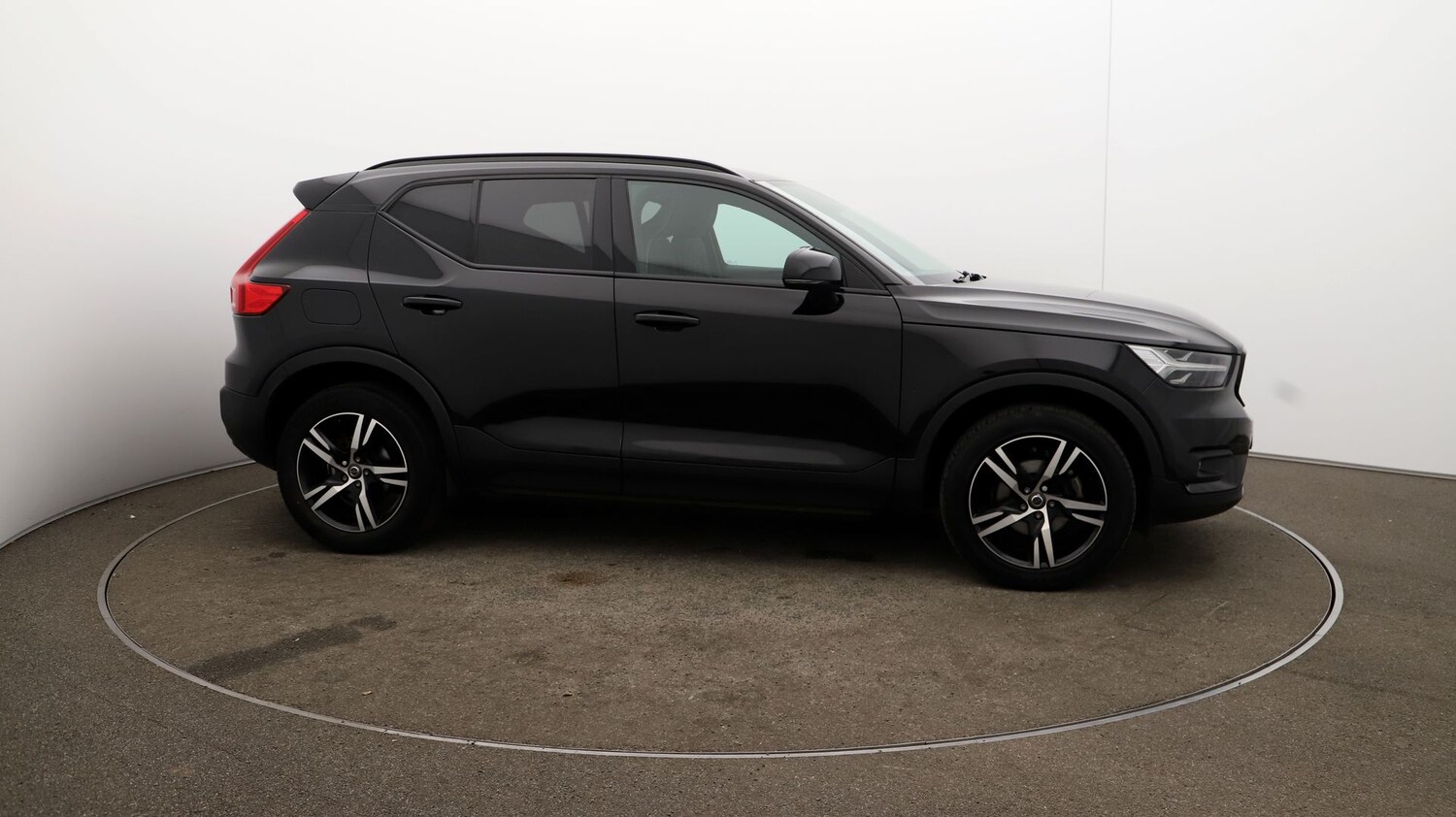 Used Volvo XC40 2021 for sale - 76809933: Photo 40