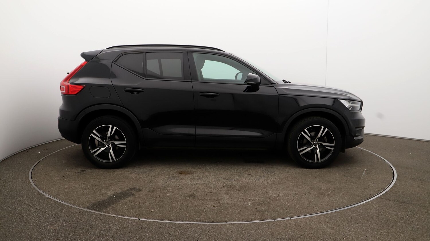 Used Volvo XC40 2021 for sale - 76809933: Photo 41