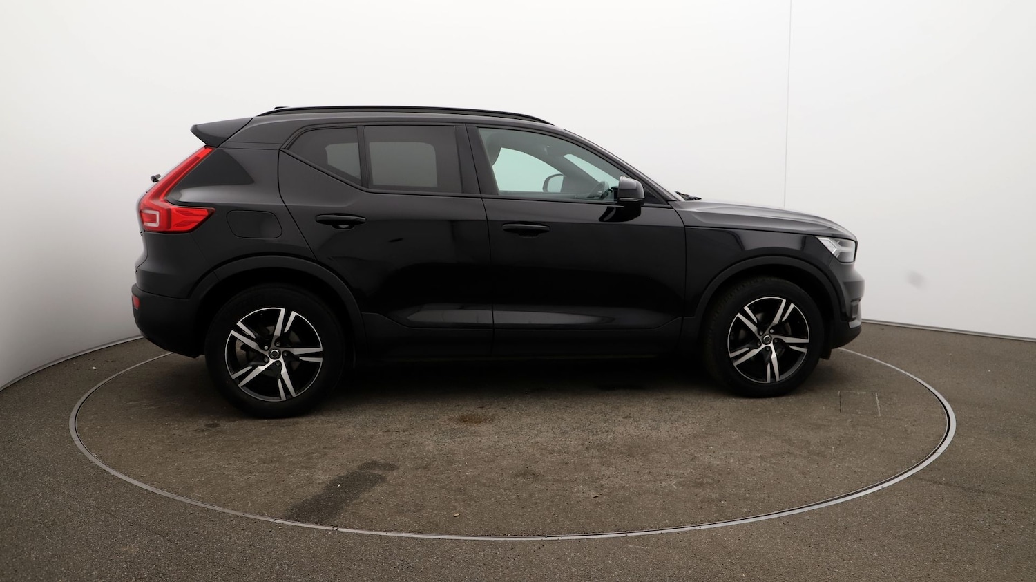 Used Volvo XC40 2021 for sale - 76809933: Photo 42