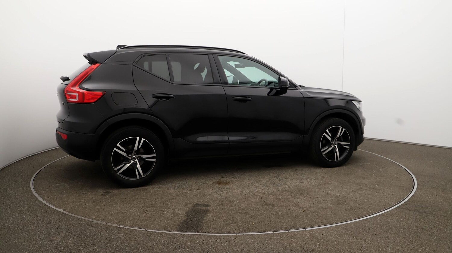 Used Volvo XC40 2021 for sale - 76809933: Photo 43