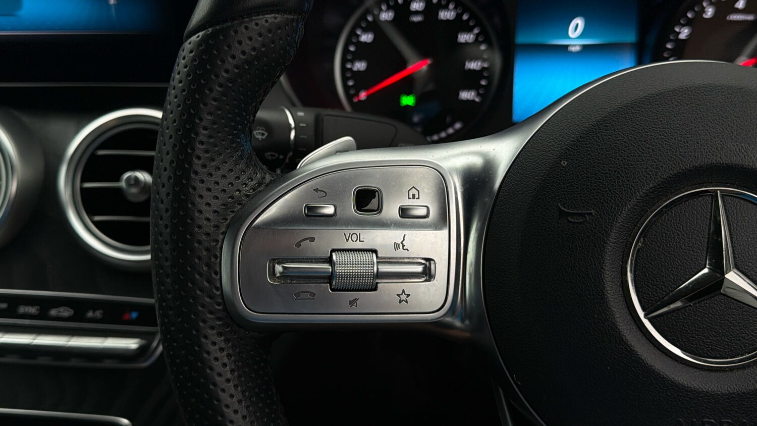 Used Mercedes-Benz C Class 2019 for sale - 78180235: Photo 23