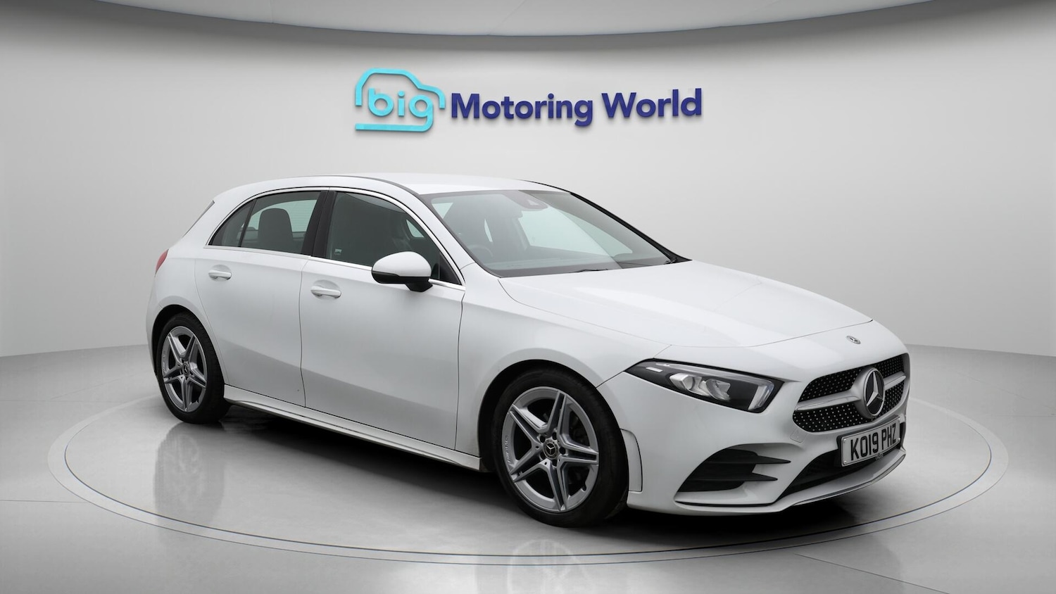 Used Mercedes-Benz A-Class 2019 for sale - 76137751: Photo 2
