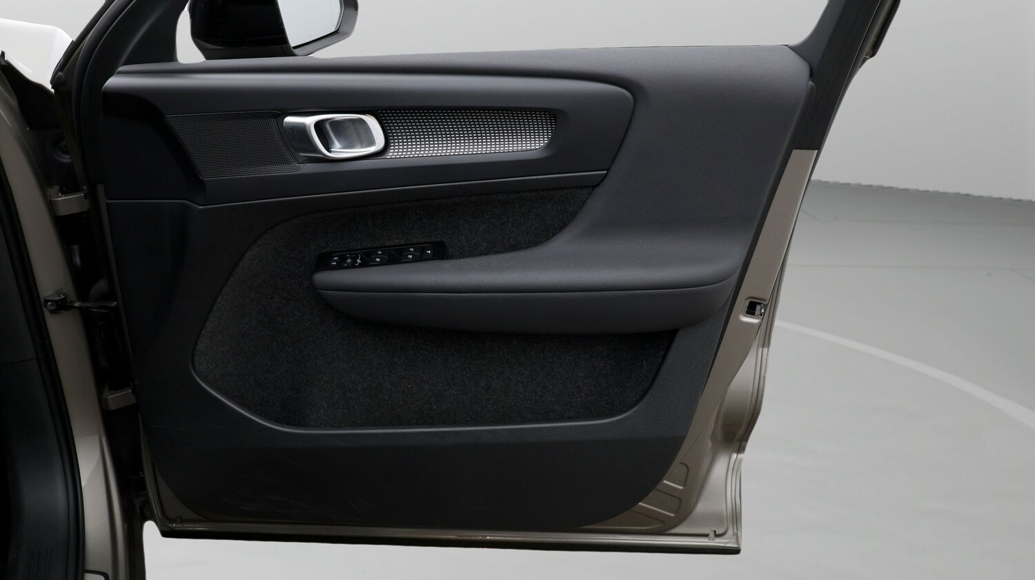 Used Volvo XC40 2022 for sale - 77475694: Photo 15