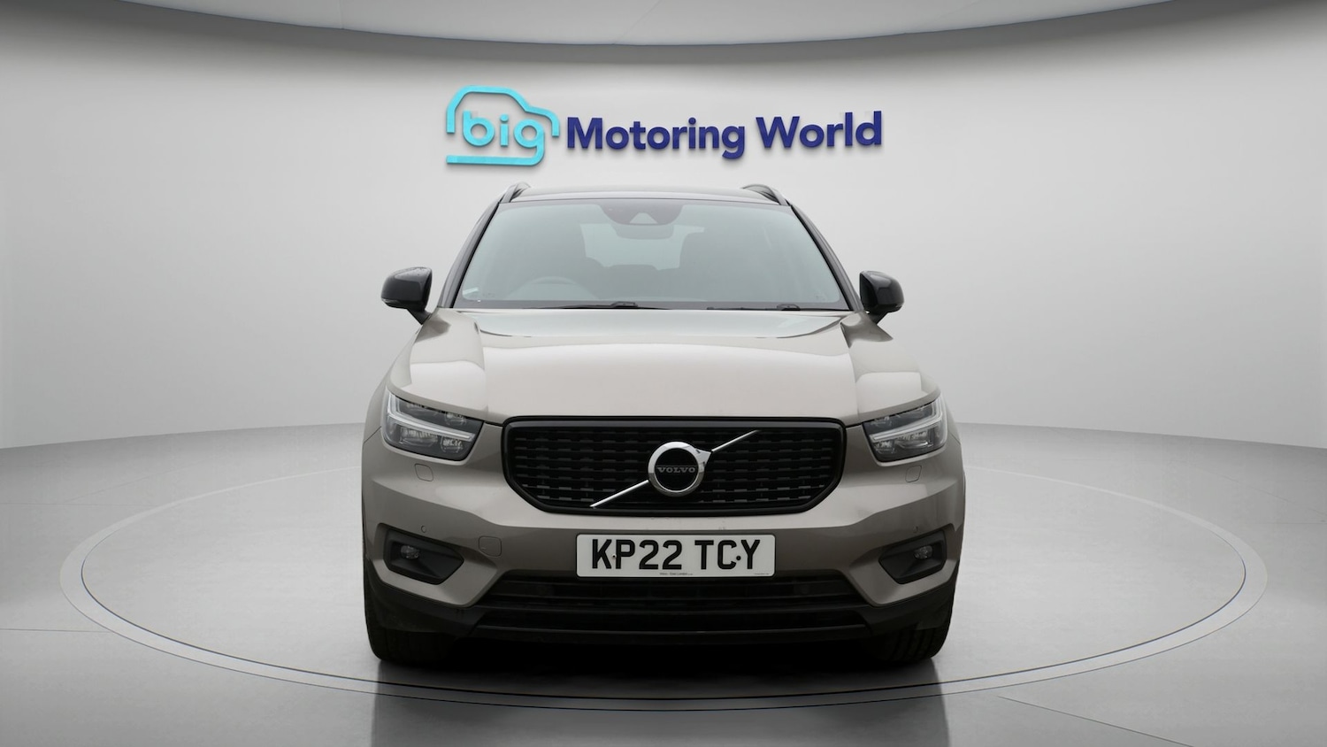 Used Volvo XC40 2022 for sale - 77475694: Photo 2