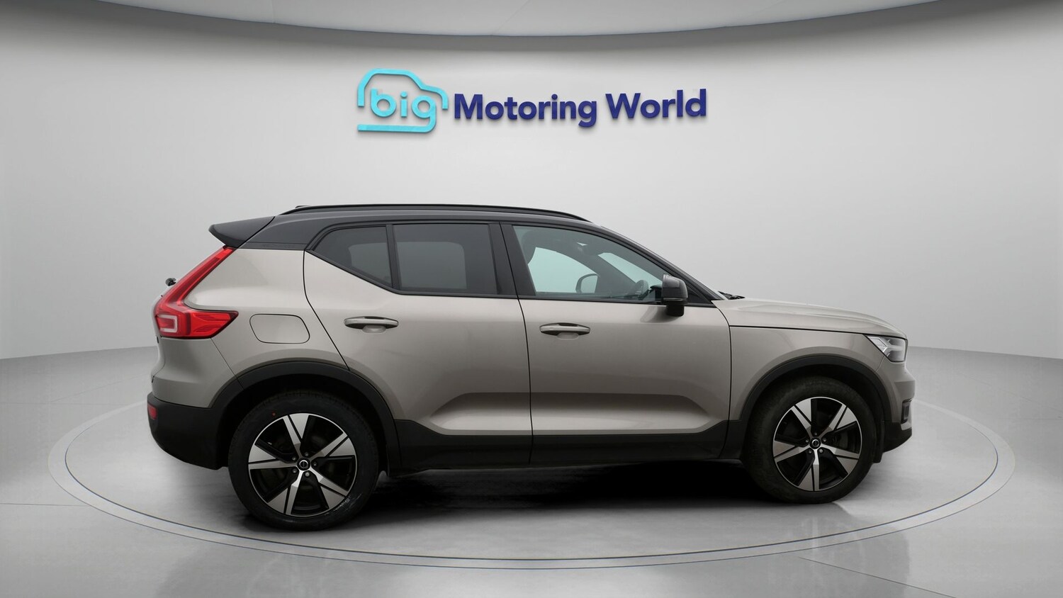 Used Volvo XC40 2022 for sale - 77475694: Photo 8