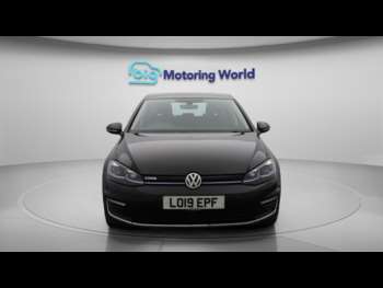 Used Volkswagen Golf 2019 for sale - 75082927: Photo