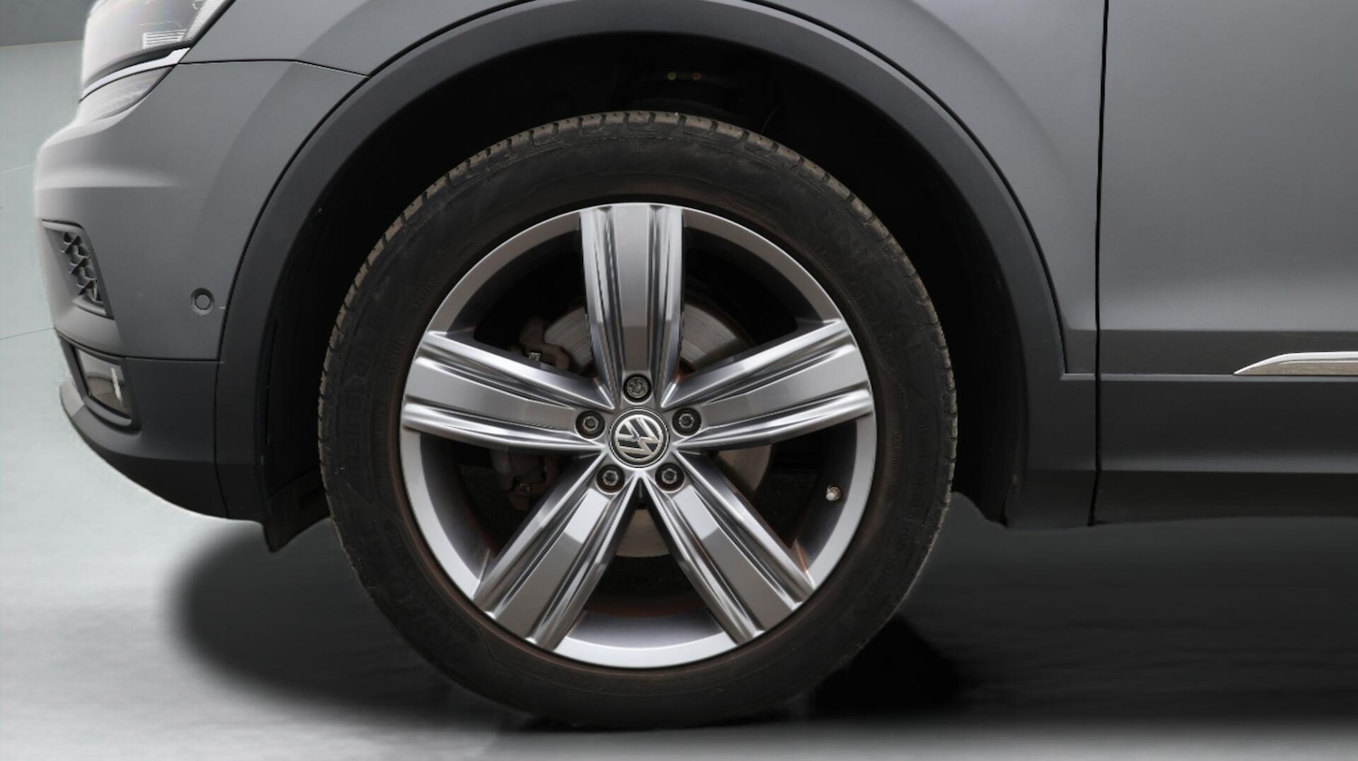 Used Volkswagen Tiguan 2018 for sale - 76122100: Photo 19