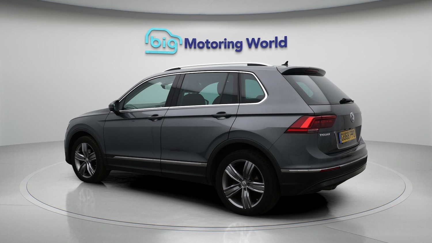 Used Volkswagen Tiguan 2018 for sale - 76122100: Photo 6