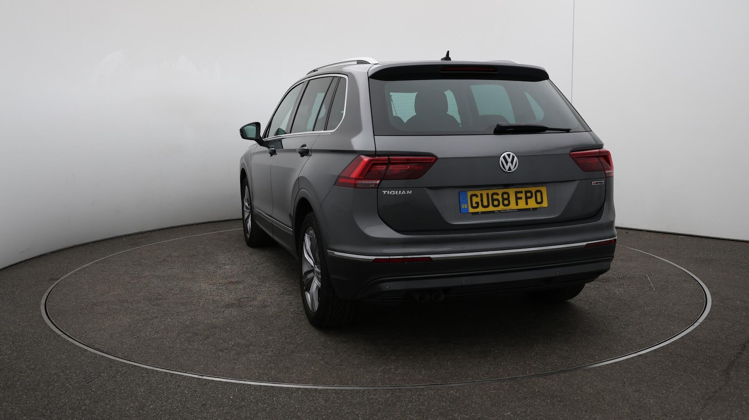 Used Volkswagen Tiguan 2018 for sale - 76122100: Photo 63