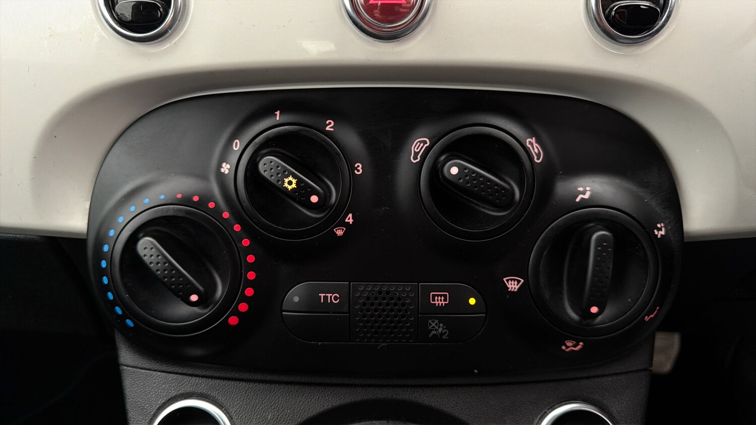 Used Abarth 595 for sale - 77968475: Photo 11