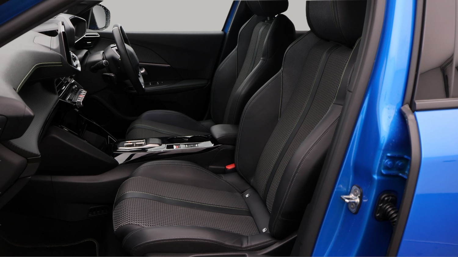 Used Peugeot 2008 2022 for sale - 77225628: Photo 14