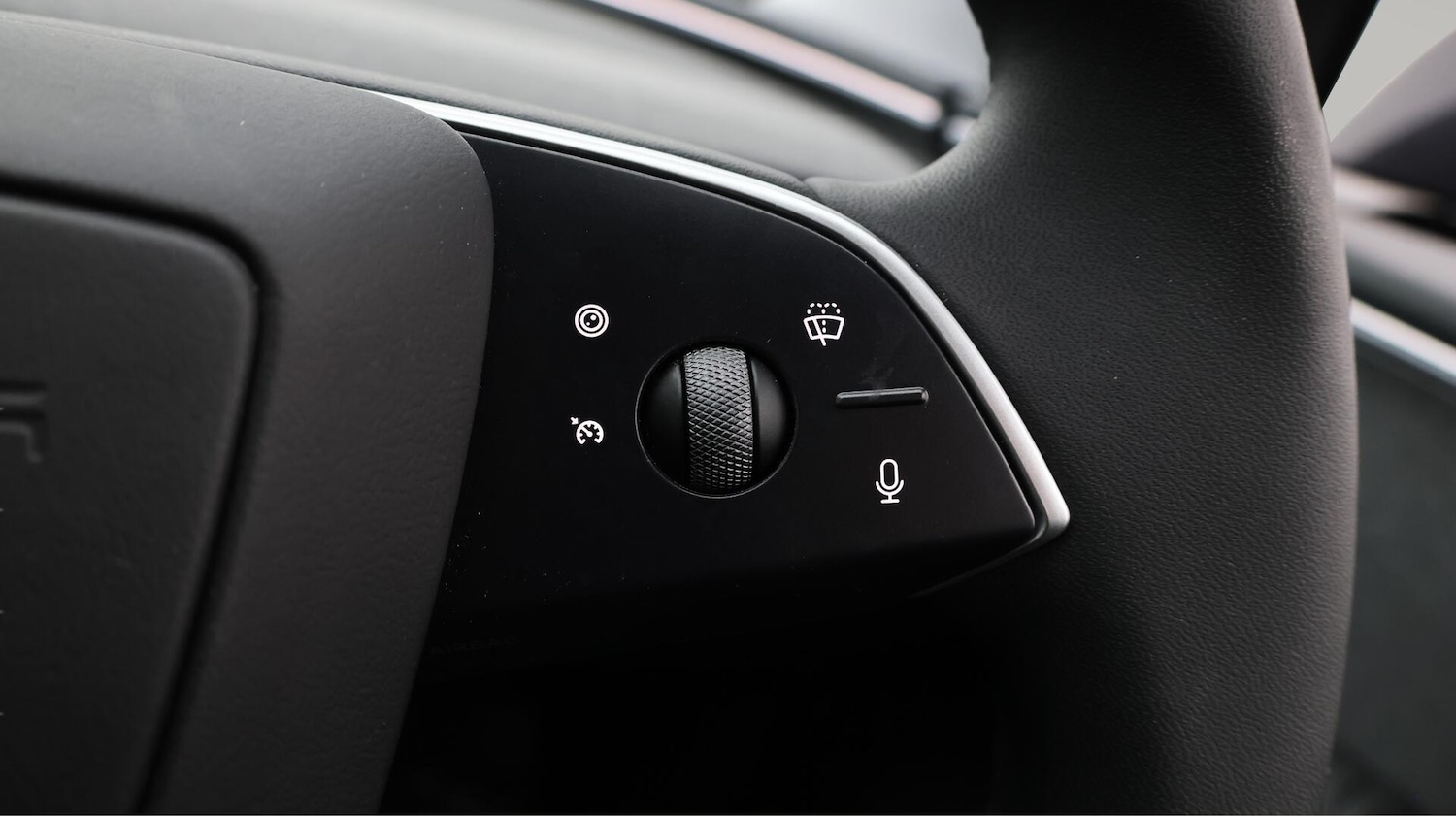 Used Tesla Model 3 2025 for sale - 76715329: Photo 24