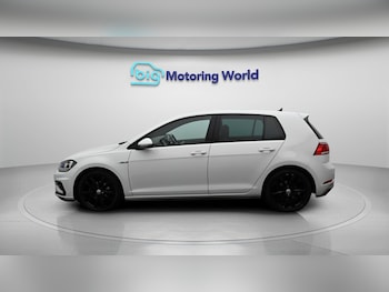 Used Volkswagen Golf 2017 for sale - 78640753: Photo