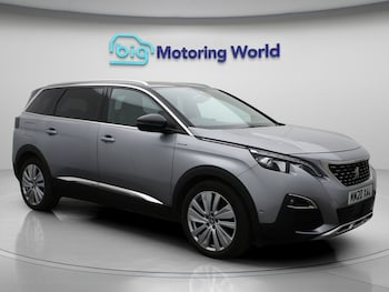 Peugeot - 5008