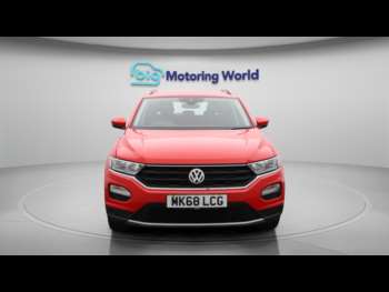 Used Volkswagen T-Roc 2018 for sale - 74750471: Photo