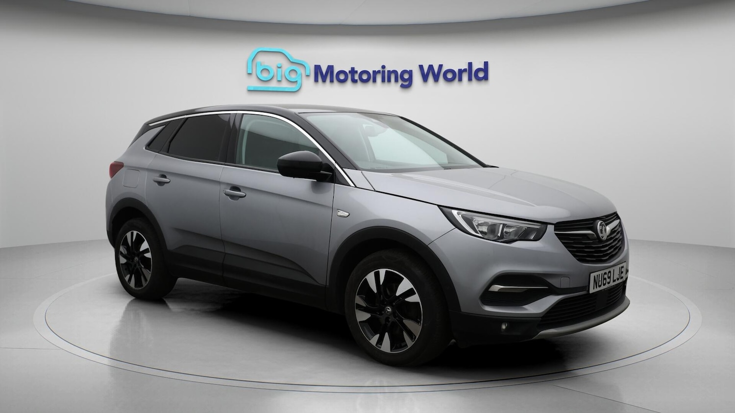 Used Vauxhall Grandland X 2019 for sale - 76457385: Photo 2