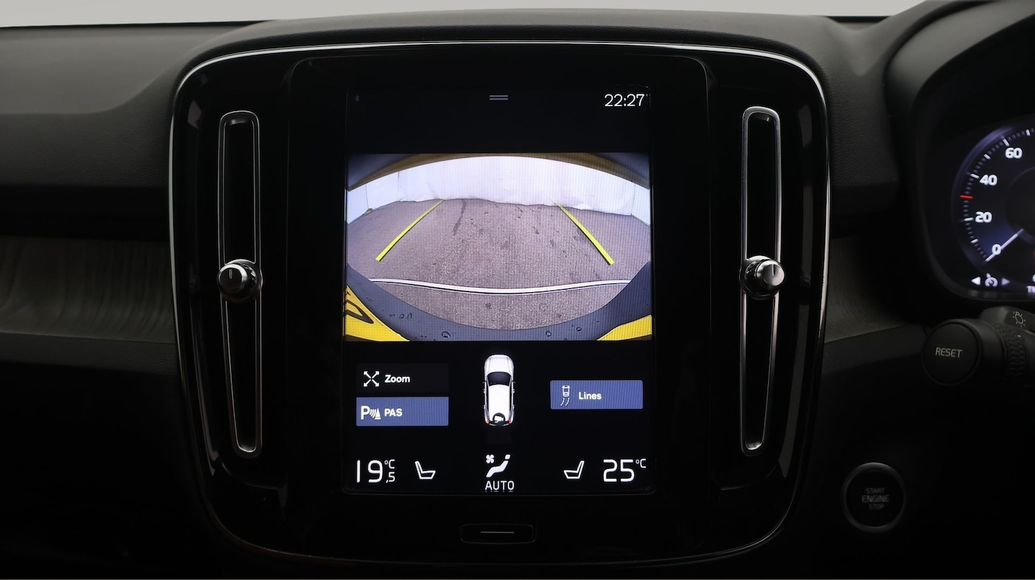 Used Volvo XC40 2020 for sale - 77474717: Photo 24