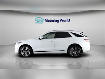 Used Genesis GV70 2023 for sale - 77744896: Photo