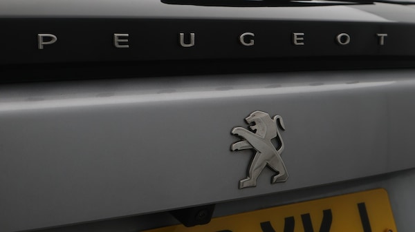 Used Peugeot 2008 2022 for sale - 76326905: Photo 25