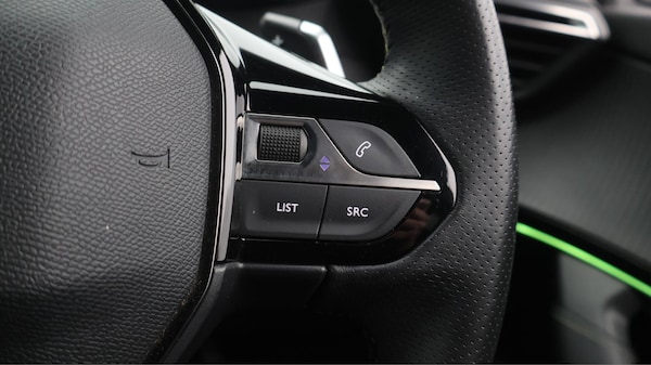 Used Peugeot 2008 2022 for sale - 76326905: Photo 27
