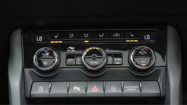 Used Skoda Karoq 2020 for sale - 75623483: Photo 13