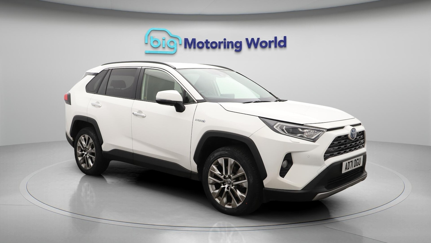 Used Toyota RAV4 2022 for sale - 76370078: Photo 2