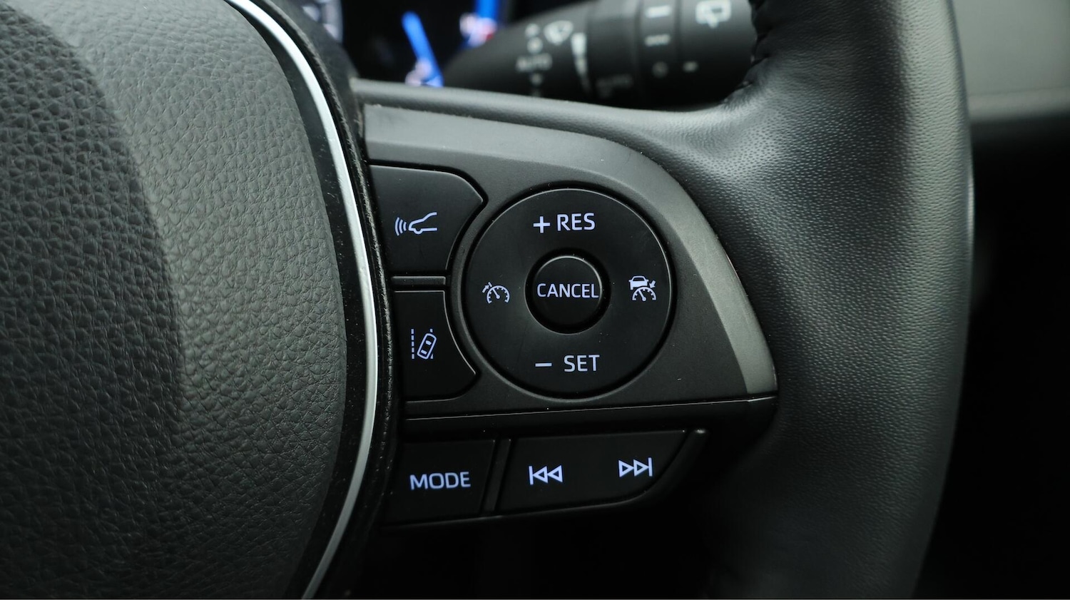 Used Toyota RAV4 2022 for sale - 76370078: Photo 25