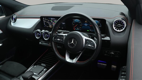 Used Mercedes-Benz EQA 2021 for sale - 75991146: Photo 11