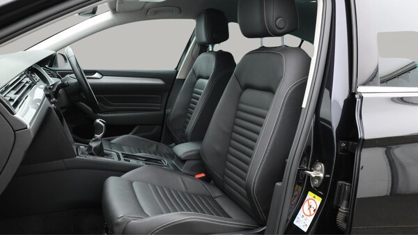 Used Volkswagen Passat 2022 for sale - 76158988: Photo 7
