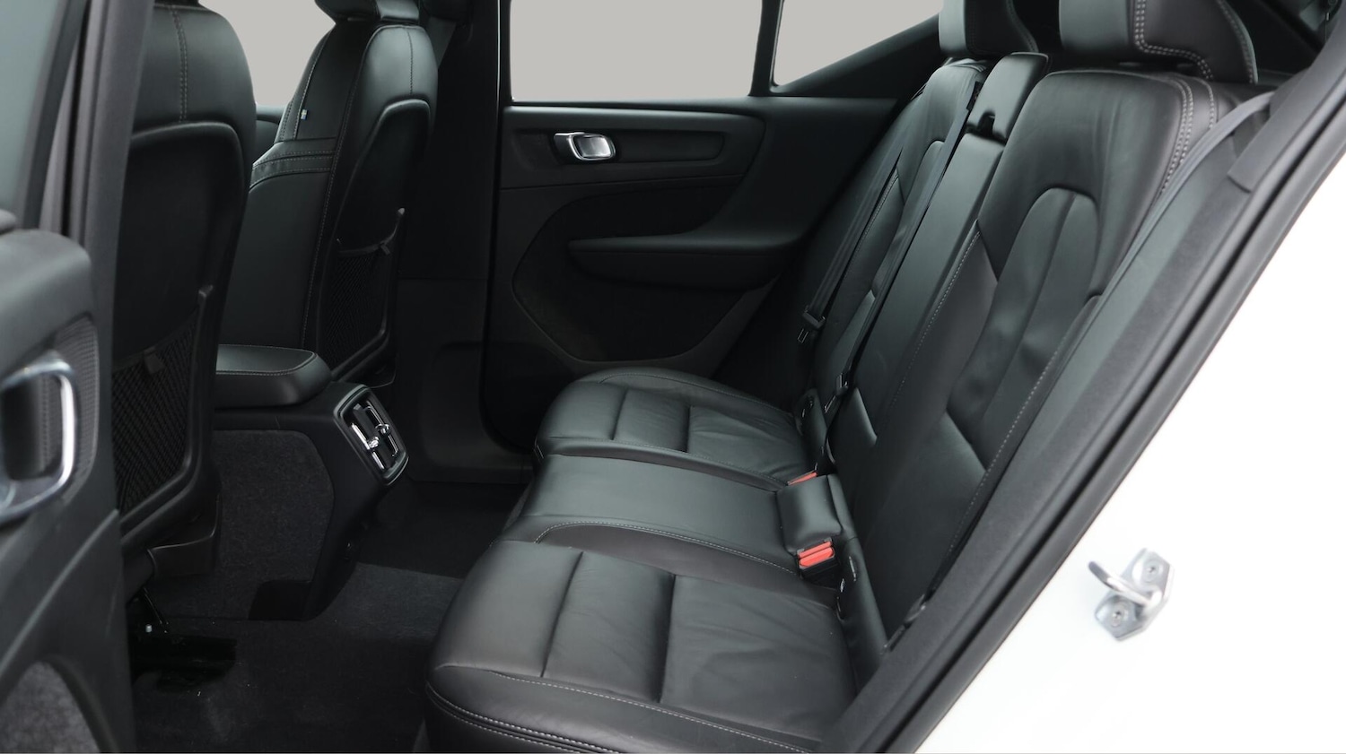 Used Volvo XC40 2021 for sale - 76013225: Photo 17