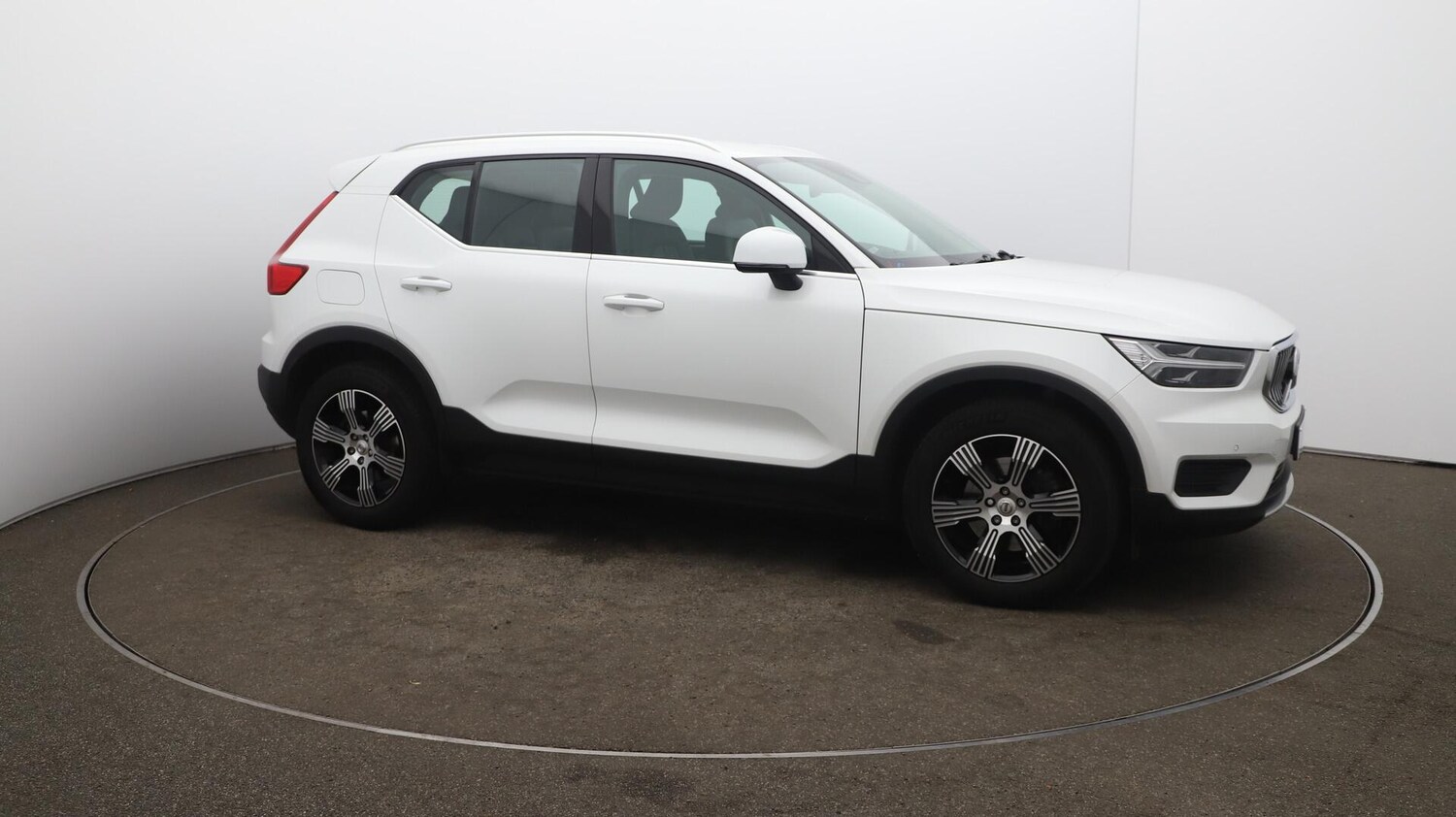 Used Volvo XC40 2021 for sale - 76013225: Photo 45