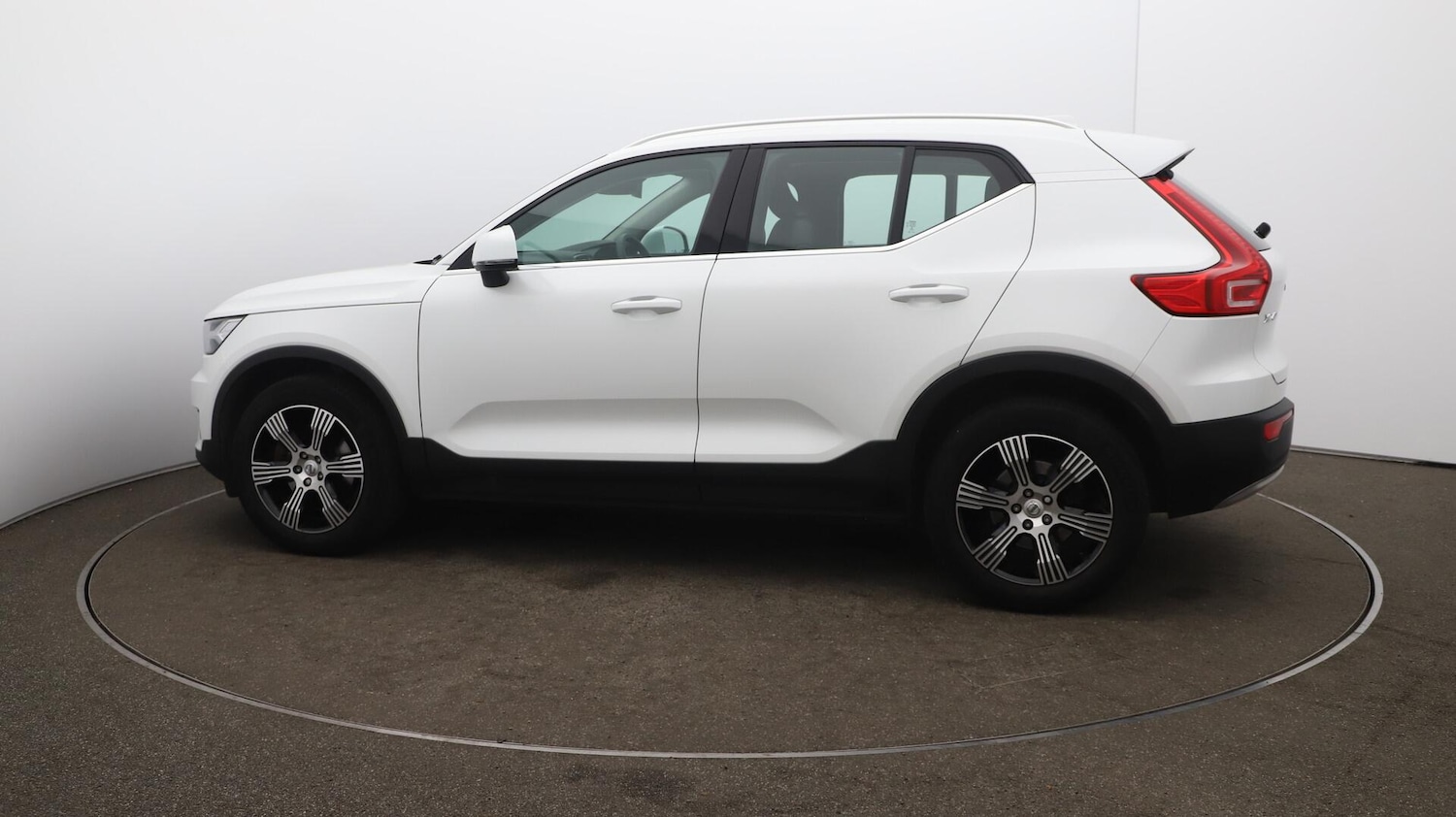 Used Volvo XC40 2021 for sale - 76013225: Photo 57