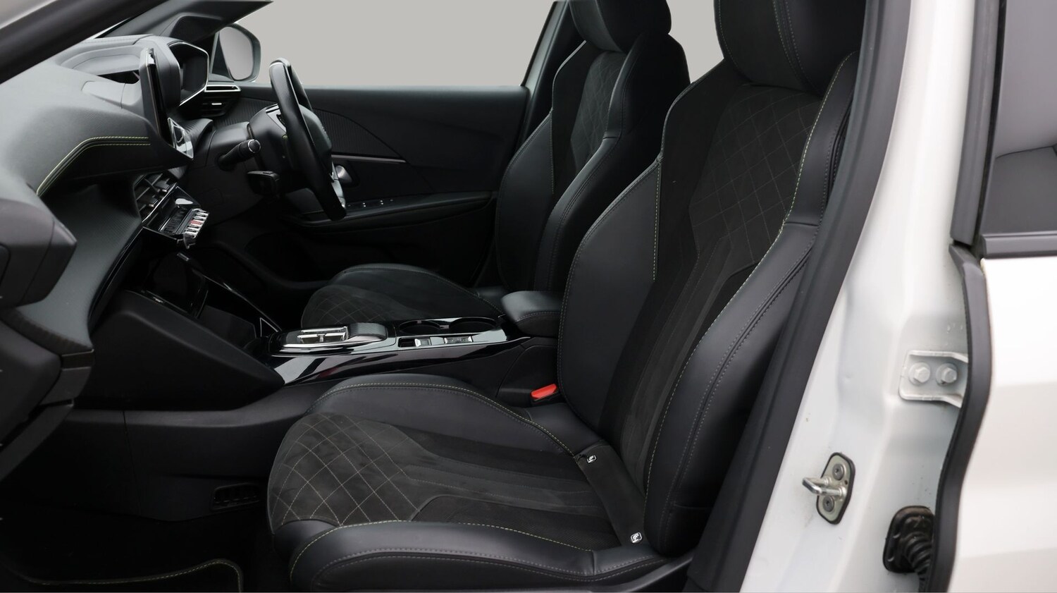 Used Peugeot E-208 for sale - 77871851: Photo 14