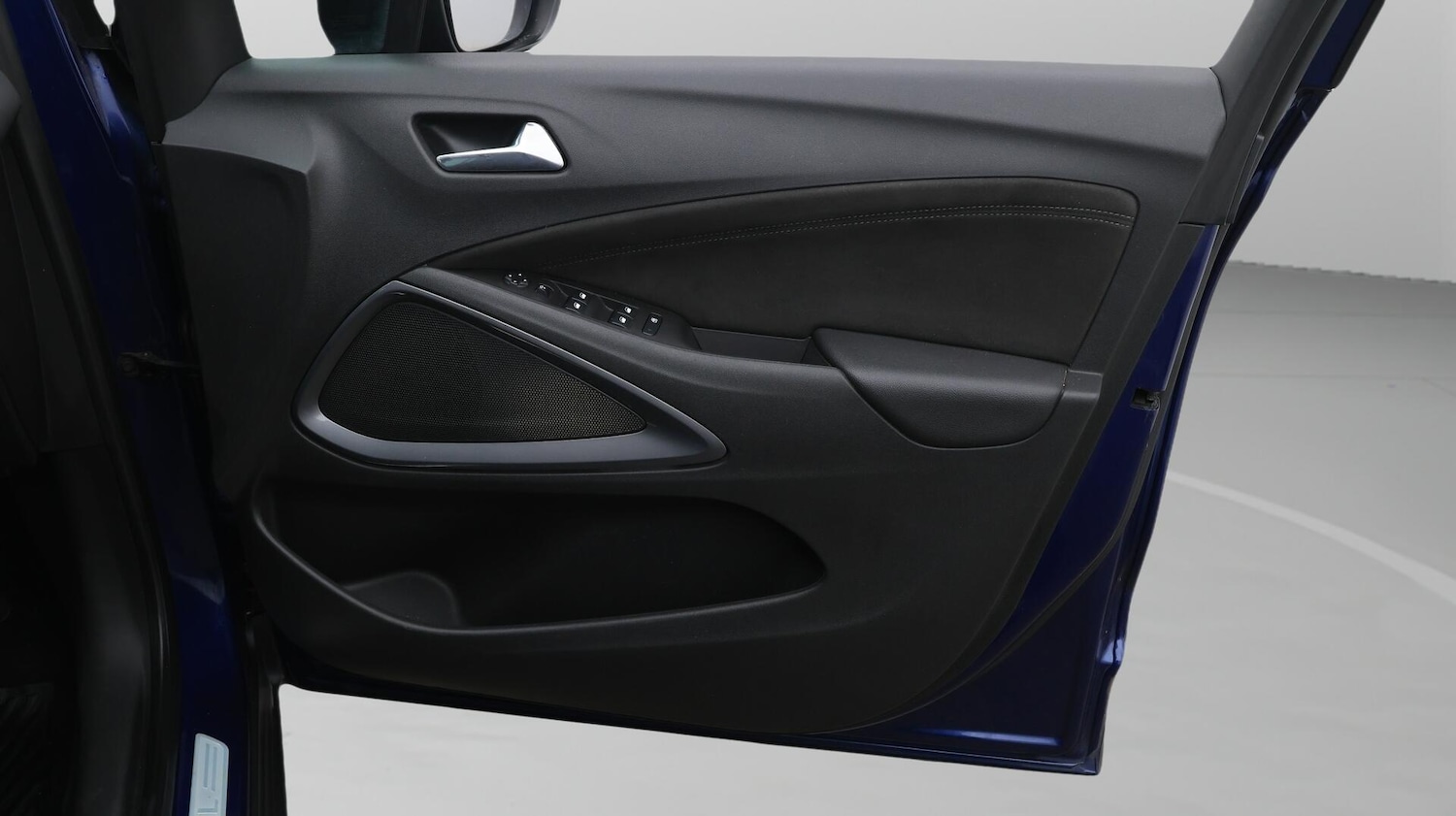 Used Vauxhall Crossland for sale - 76432670: Photo 16