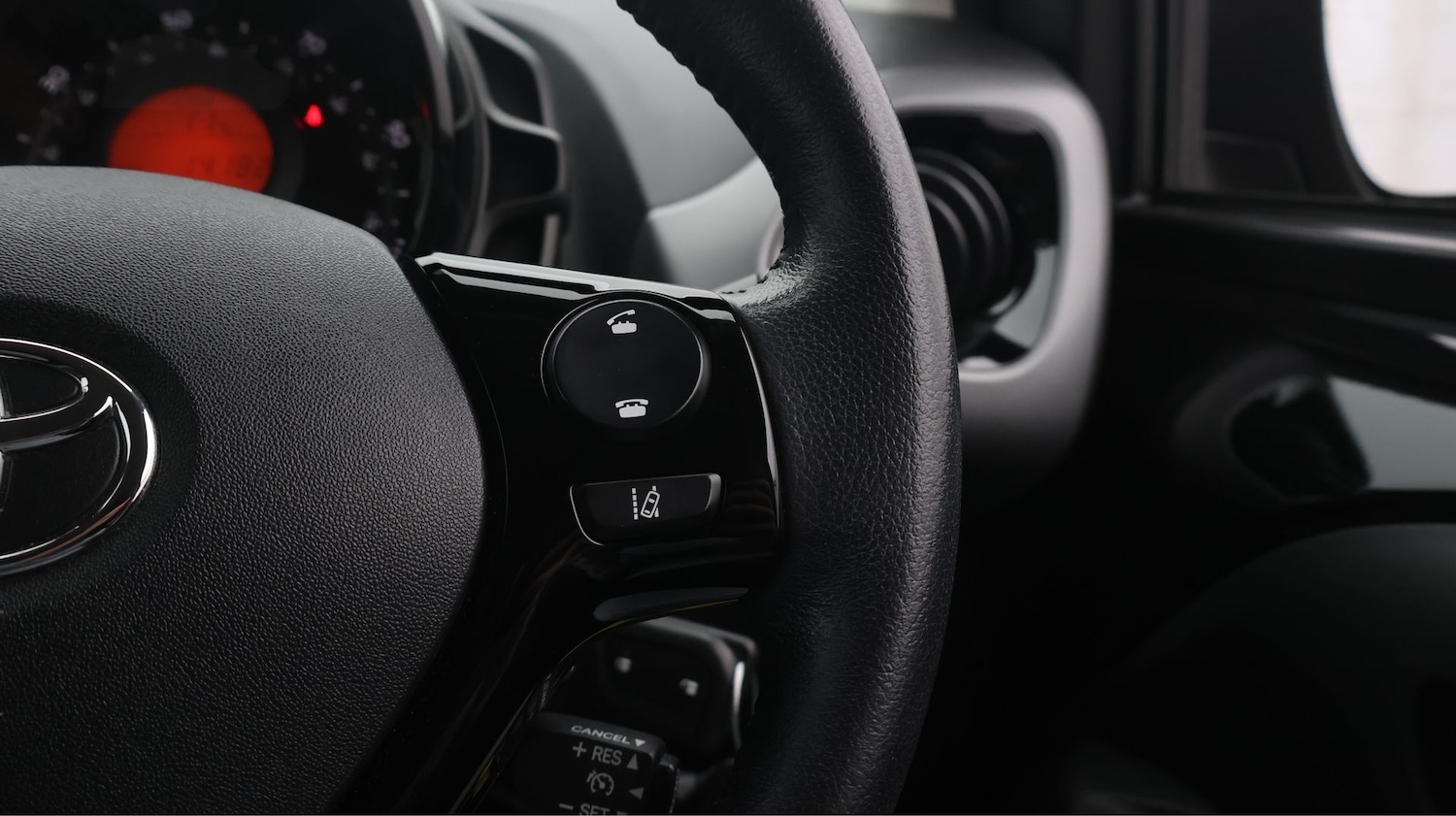 Used Toyota AYGO 2020 for sale - 77804049: Photo 24